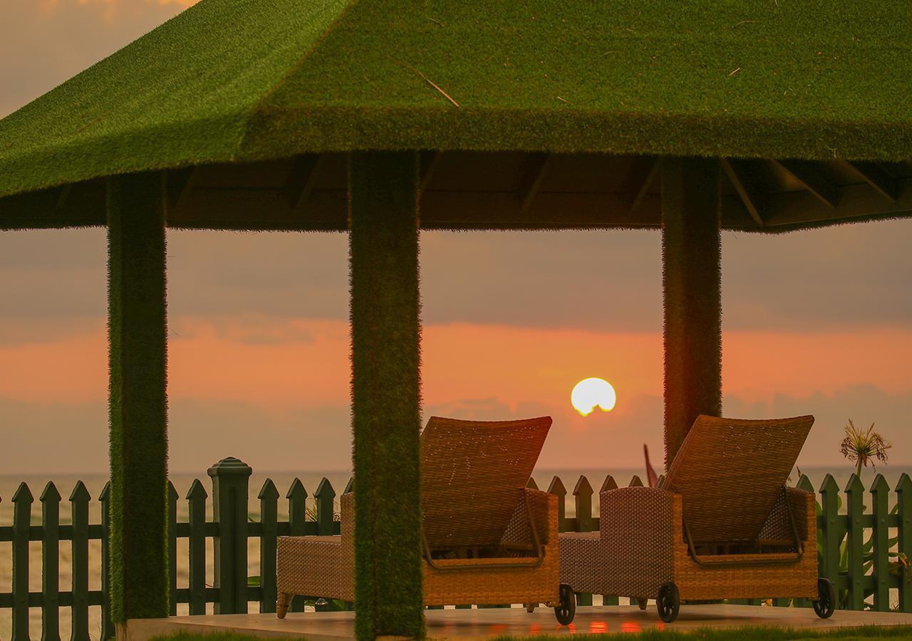 Clive Garden Beach Wadduwa Dış mekan fotoğraf