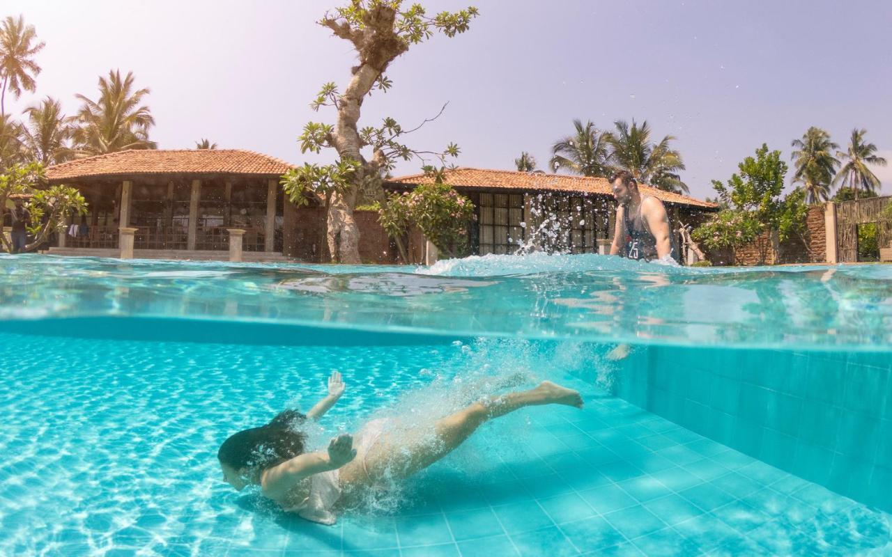 Clive Garden Beach Wadduwa Dış mekan fotoğraf
